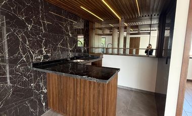 Hermosa casa en venta, Lomas Angelopolis a un paso de la nueva zona comercial
