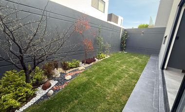 Hermosa casa en venta, Lomas Angelopolis a un paso de la nueva zona comercial