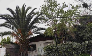 Amplia casa  en Las Condes