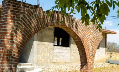 CASA EN OBRA NEGRA CON GRAN POTENCIAL, ¡PERSONALÍZALA A TU GUSTO!