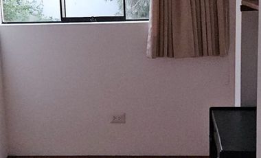 ALQUILER  DEPARTAMENTO AMOBLADO Y EQUIPADO  EN VISTA ALEGRE - SURCO  - S/. 2500 soles.