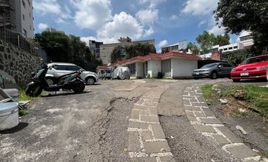 Excelente ubicación con uso de suelo para comercio y oficinas