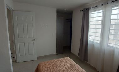Casa NUEVA en renta EQUIPADA y Amueblada Hacienda Viñedos 2, Zona Puerto Interior, León,  Gto. clúster privado