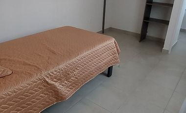 Casa NUEVA en renta EQUIPADA y Amueblada Hacienda Viñedos 2, Zona Puerto Interior, León,  Gto. clúster privado