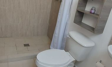 Casa NUEVA en renta EQUIPADA y Amueblada Hacienda Viñedos 2, Zona Puerto Interior, León,  Gto. clúster privado