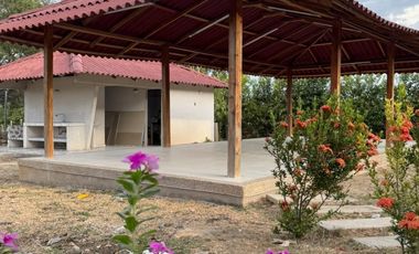 CÓD. 1292. CASA DE CAMPO A LA VENTA EN EL NORTE DE VALLEDUPAR.