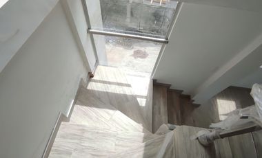 🏠 VENDO DEPARTAMENTO DUPLEX. (San Antonio – Mitad del Mundo)