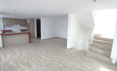 🏠 VENDO DEPARTAMENTO DUPLEX. (San Antonio – Mitad del Mundo)