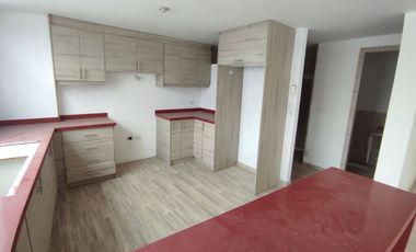 🏠 VENDO DEPARTAMENTO DUPLEX. (San Antonio – Mitad del Mundo)