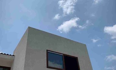 Moderna casa Nueva en el Fraccionamiento Campo Alegre