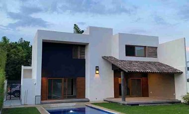 Moderna casa Nueva en el Fraccionamiento Campo Alegre