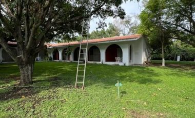 SE VENDE HOTEL EN YAUTEPEC MORELOS VILLA IYAUTLI TRATO DIRECTO