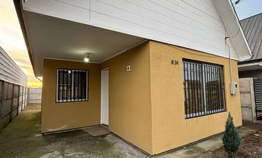 Se vende casa de 2 dormitorios y 1 baño en Villa Huertos de Chillán I – Camino a Las Mariposas