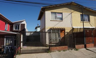 Casa Pareo Simple 2d 1b Estac - Placilla