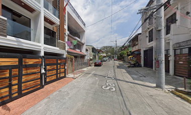 Townhouse in Quezon City For Sale
