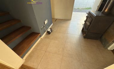 Hermosa Casa con Piscina en Arriendo Alto El Manzano Til Til