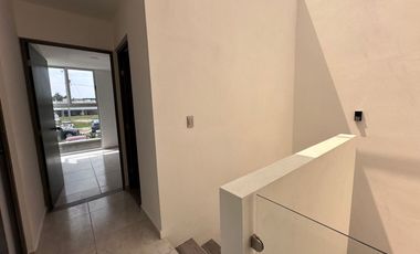 Vive en Cuautlancingo: Casa en Venta Lote 68 – $2,900,000 con Casa Club y Alberca