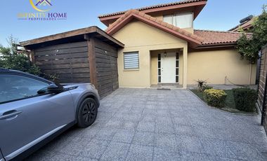 Espectacular Casa en Alto el Manzano Til-Til.