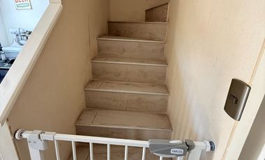 Espectacular Casa en Alto el Manzano Til-Til.