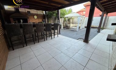 Espectacular Casa en Alto el Manzano Til-Til.