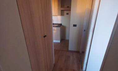 Se arrienda Departamento 2D/1B con balcón – Santiago Centro