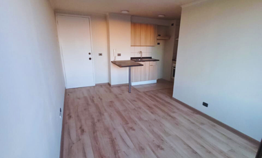 Se arrienda Departamento 2D/1B con balcón – Santiago Centro