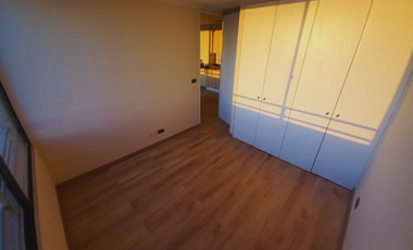 Se arrienda Departamento 2D/1B con balcón – Santiago Centro