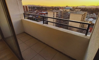Se arrienda Departamento 2D/1B con balcón – Santiago Centro