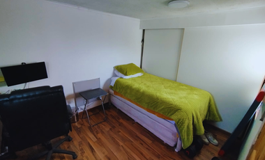 Casa de esquina del año 2022 con dos construcciones – Padre Hurtado