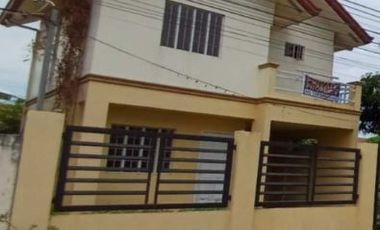 House and Lot 200 sqm Clean title for Sale in Bamban Tarlac