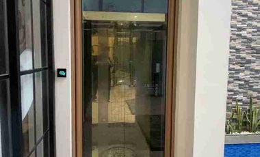 DIJUAL CEPAT MURAH RUMAH MEWAH DALAM CLUSTER DI CIPETE ADA KOLAM RENANG DAN LIFT