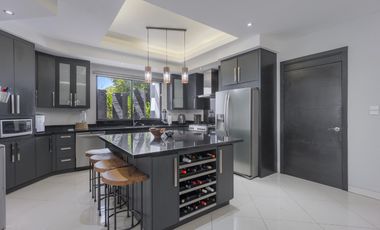 CASA EN VENTA en Hacienda Residencial