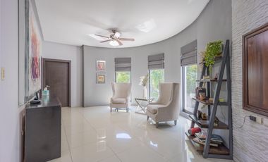 CASA EN VENTA en Hacienda Residencial