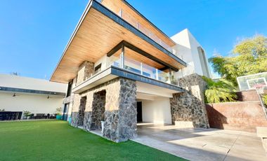 CASA EN VENTA en Colonia Pitic