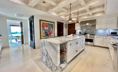 CASA EN VENTA en Colonia Pitic