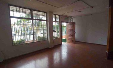 Vendo casa en Nueva  Kennedy