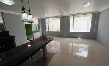 Departamento en venta norte de Quito sector colegio Americano 2 habitaciones