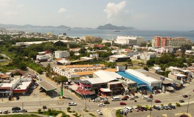 OPORTUNIDAD DE INVERSION CON ALTA PLUSVALIA, VENTA DE LOCALES COMERCIALES Y NAVE INDUSTRIAL, EXCELENTE ZONA A UN COSTADO DE SORIANA.