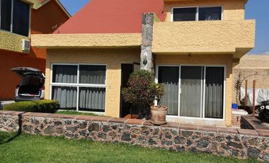 RENTA DE CASA EN CONDOMINIO PEDREGAL DE LAS FUENTES JIUTEPEC, MOR $11,500.00