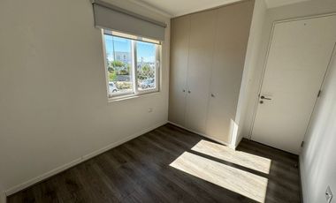 Vendo Casa amplia de 4 dormitorios en curauma, 400 mt2