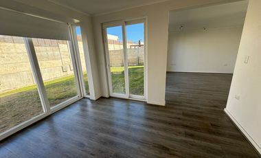 Vendo Casa amplia de 4 dormitorios en curauma, 400 mt2