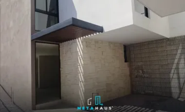 Casa Tasso Nueva en Venta en Fracc. Sorrento, Zona Margaritas – $2,450,000 MXN