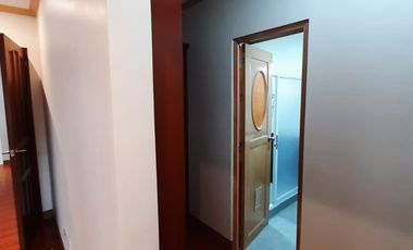 La Residencia 4 Bedrooms House and Lot for SALE near Solenad mall, Vista mall, Paseo, Laguna Central