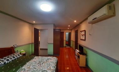 La Residencia 4 Bedrooms House and Lot for SALE near Solenad mall, Vista mall, Paseo, Laguna Central