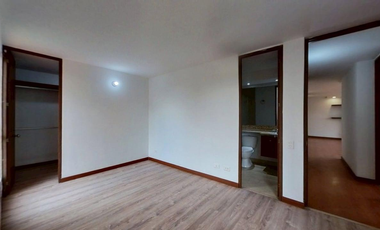 El Portón 2. Hacienda Casablanca, Madrid.