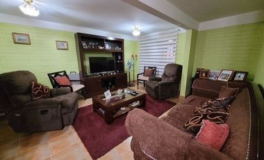 Se vende amplia casa, a pasos de Av. San Carlos y Av. Mexico, Puente Alto a 5 minutos metro Las Mercedes