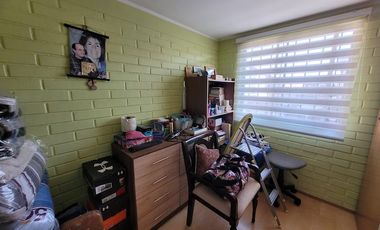 Se vende amplia casa, a pasos de Av. San Carlos y Av. Mexico, Puente Alto a 5 minutos metro Las Mercedes