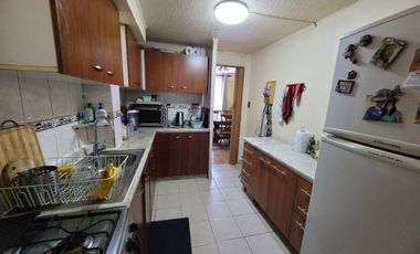 Se vende amplia casa, a pasos de Av. San Carlos y Av. Mexico, Puente Alto a 5 minutos metro Las Mercedes