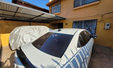 Se vende amplia casa, a pasos de Av. San Carlos y Av. Mexico, Puente Alto a 5 minutos metro Las Mercedes