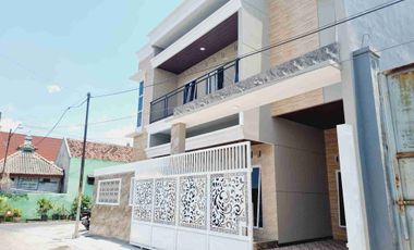 Rumah Mewah 2Lt Progres Bangun Dekat Kampus UMS Laweyan
